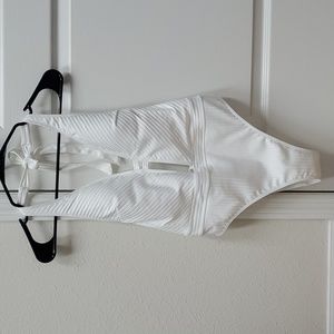 NWT Abercrombie & Fitch White Halter One Piece Swimsuit Size Large